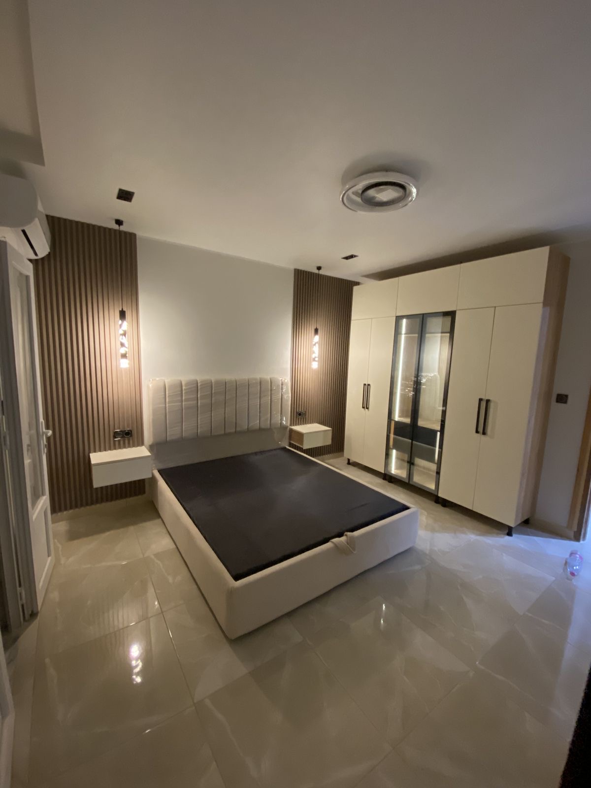2bd bungalow